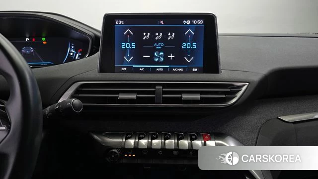 Peugeot 3008 second generation 2019 Белый из Кореи, фото 6
