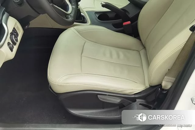 Buick Yinglang 2019 Белый из Китая, фото 6