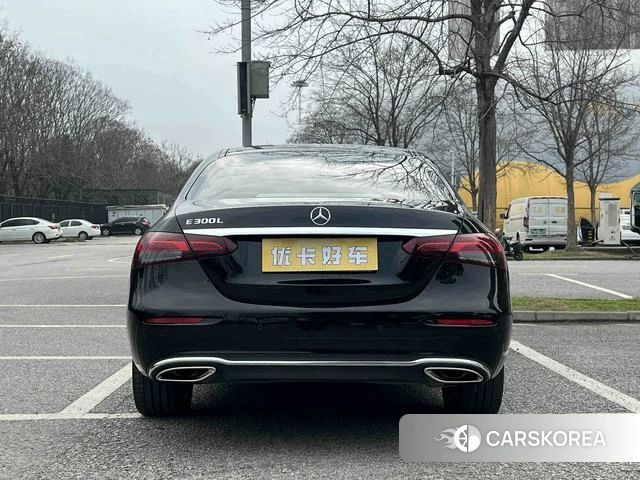 Mercedes-Benz E-class 2022 Черный из Китая, фото 6