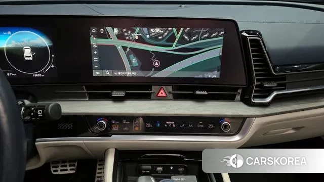 Kia Sportage 5th Generation 2023 Белый из Кореи, фото 6