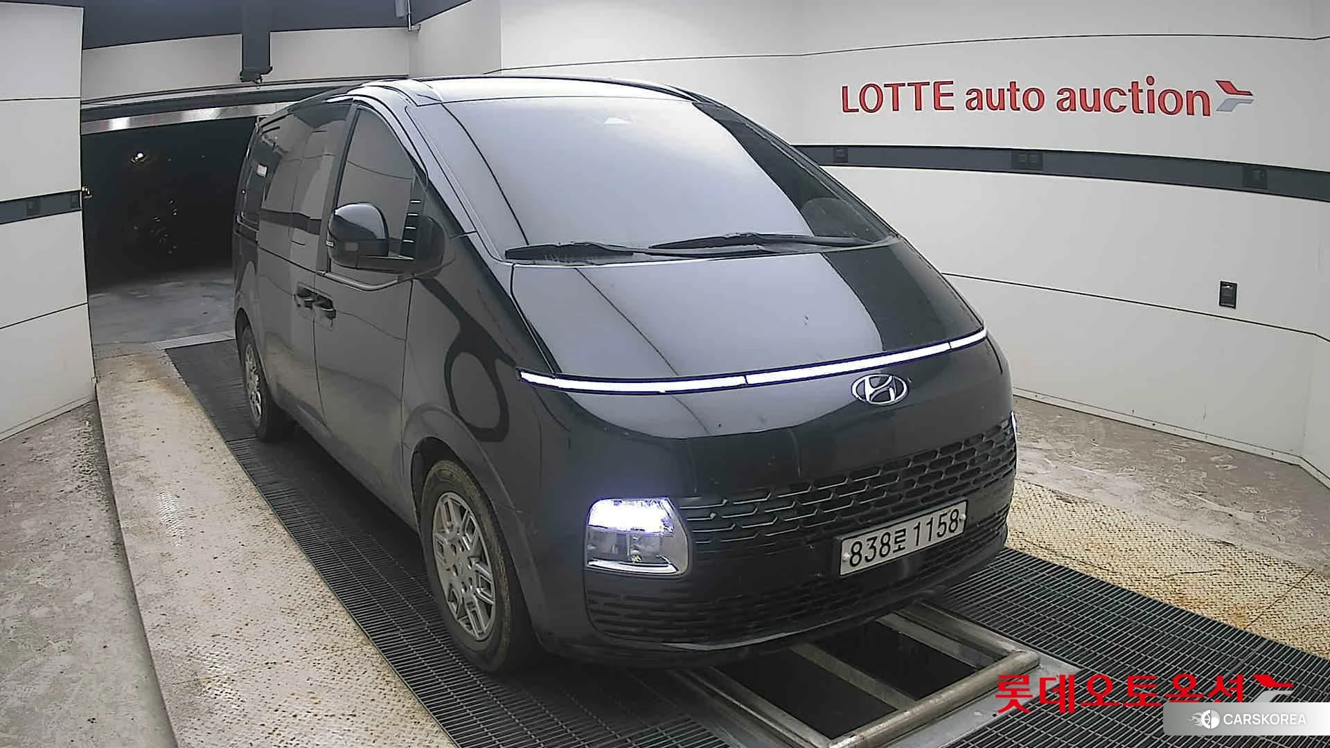 Hyundai Staria 2022 Черный из Кореи, фото 6