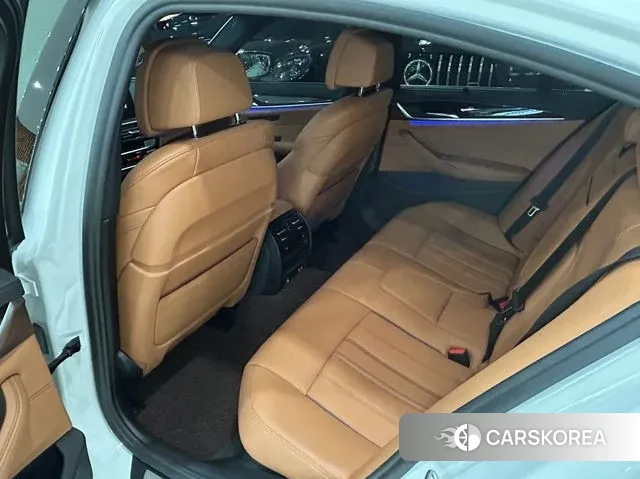 BMW 5 Series (G30) 2022 Белый из Кореи, фото 6