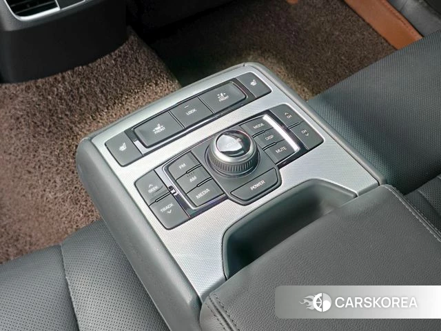 Genesis G80 2018 Черный из Кореи, фото 6