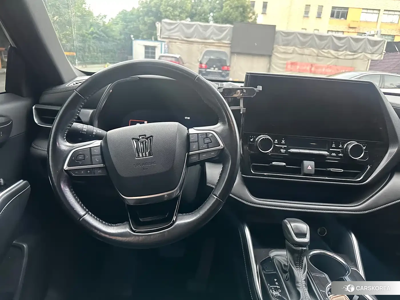 Toyota Crown 2021 Черный из Китая, фото 6