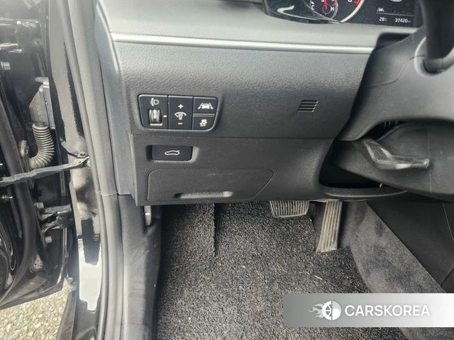 Kia K5 3rd generation 2023 Черный из Кореи, фото 6