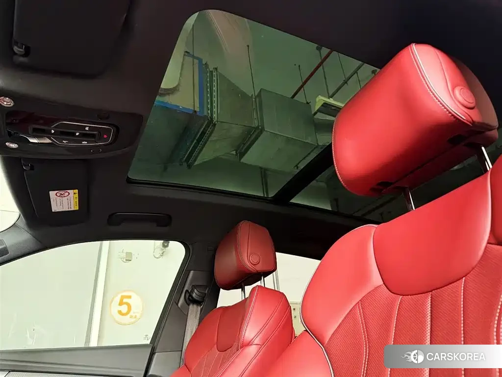 Audi Q5L 2024 Черный из Китая, фото 6
