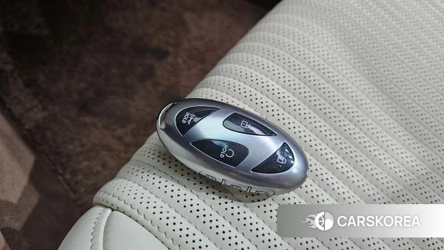 Hyundai Grandeur Hybrid (GN7) 2023 Серый из Кореи, фото 6