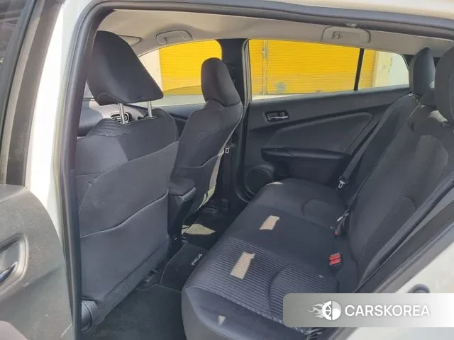 Toyota Prius 4th Generation 2018 Белый из Кореи, фото 6