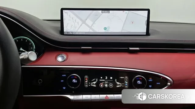 Genesis GV70 2023 Белый из Кореи, фото 6