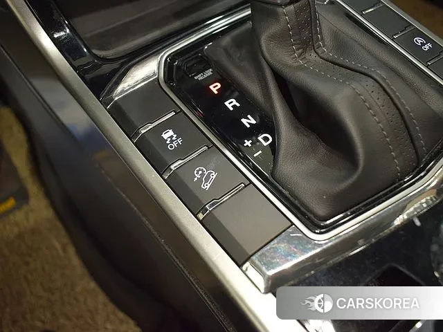 Ssangyong Beautiful Korando 2019 Черный из Кореи, фото 6