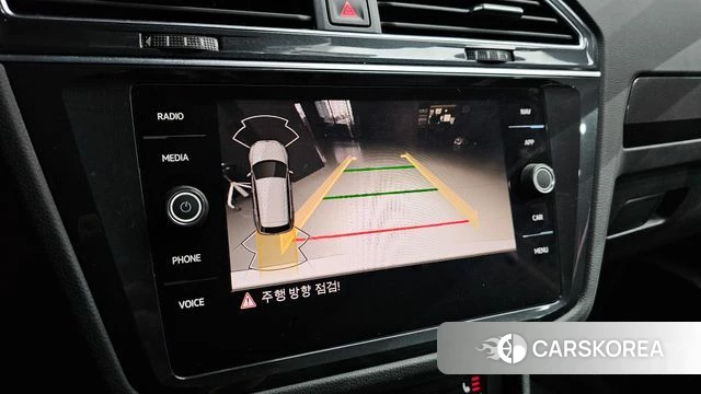Volkswagen Tiguan second Generation 2022 Белый из Кореи, фото 6