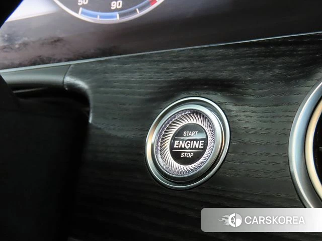 Mercedes-Benz E-Class W213 2020 Черный из Кореи, фото 6