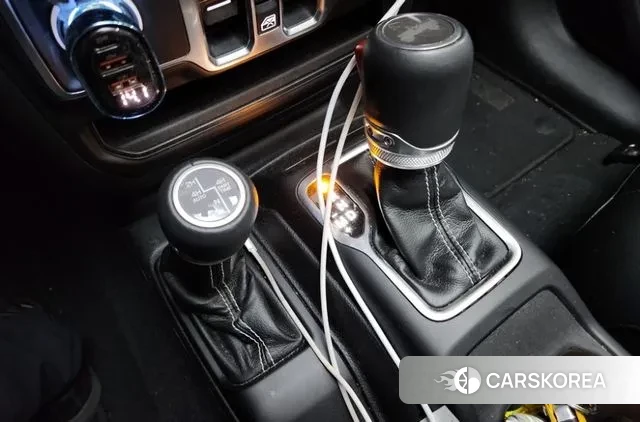 Jeep Wrangler (JL) 2023 Черный из Кореи, фото 6