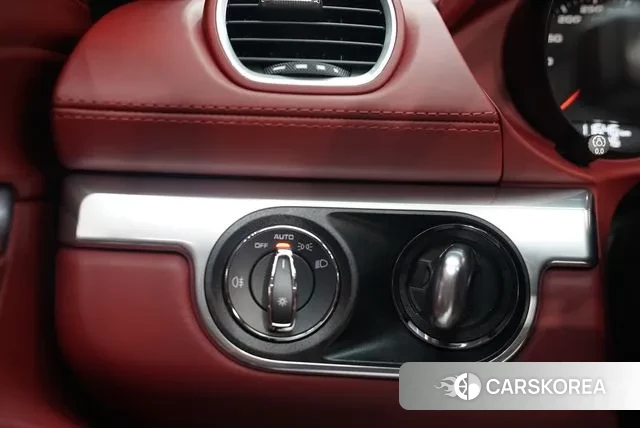 Porsche 718 Boxster 2021 Красный из Кореи, фото 6