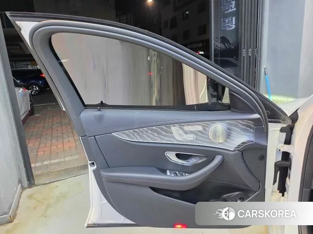 Mercedes-Benz E-Class W213 2022 Белый из Кореи, фото 6