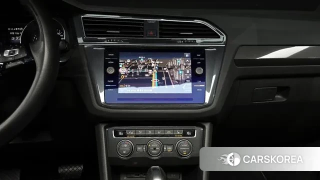 Volkswagen Tiguan second Generation 2020 Белый из Кореи, фото 6