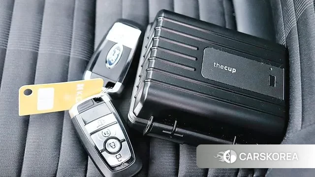 Ford Explorer 6th Generation 2025 Белый из Кореи, фото 6