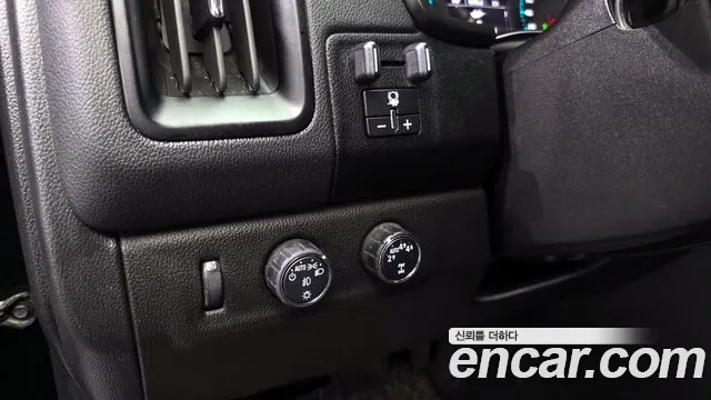 Chevrolet (GM Daewoo) Real New Colorado 2022 Черный из Кореи, фото 6