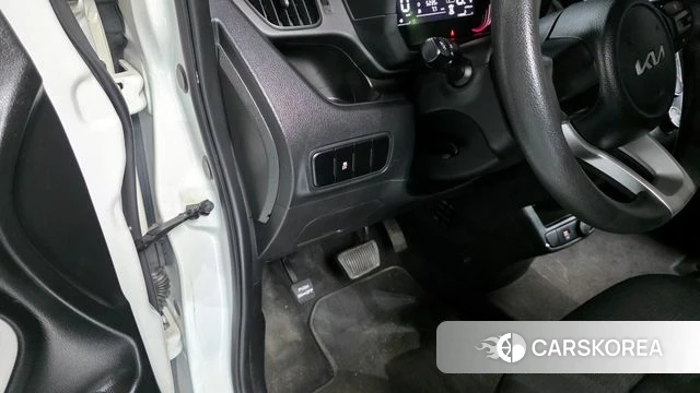 Kia The New Kia Ray 2023 Белый из Кореи, фото 6