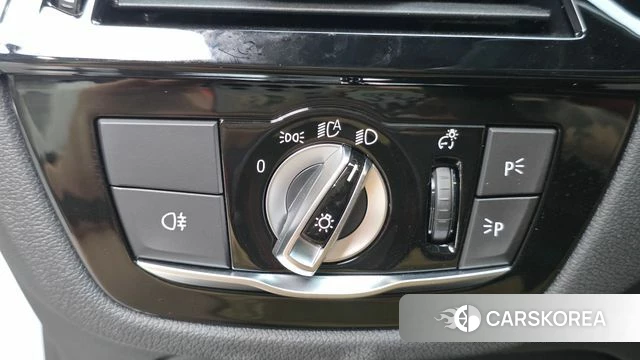 BMW 6 Series GT (G32) 2024 Белый из Кореи, фото 6