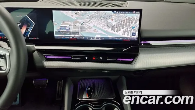 BMW 5 Series (G60) 2024 Серый из Кореи, фото 6