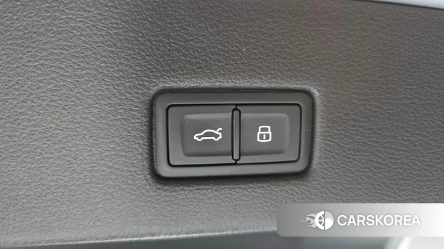 Audi A7 (4K) 2021 Серебристо-серый из Кореи, фото 6