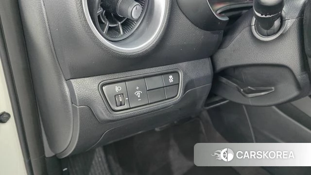 Kia The New K3 2nd generation 2022 Белый из Кореи, фото 6