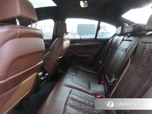 BMW 5 Series (G30) 2020 Серый из Кореи, фото 6