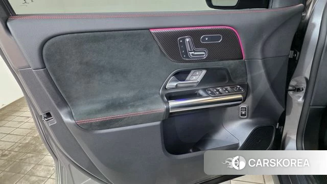 Mercedes-Benz GLA - Class H247 2023 Серый из Кореи, фото 6