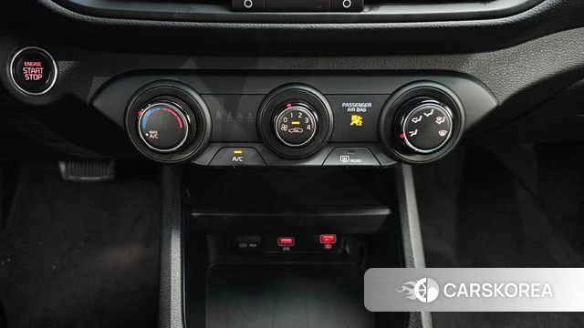 Kia The New K3 2nd generation 2022 Белый из Кореи, фото 6