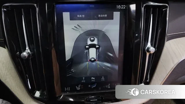 Volvo XC60 second Generation 2020 Белый из Кореи, фото 6