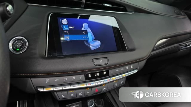 Cadillac XT4 2022 Белый из Кореи, фото 6