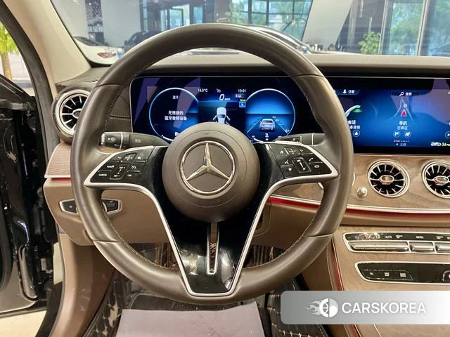 Mercedes-Benz E-class 2023 Черный из Китая, фото 6