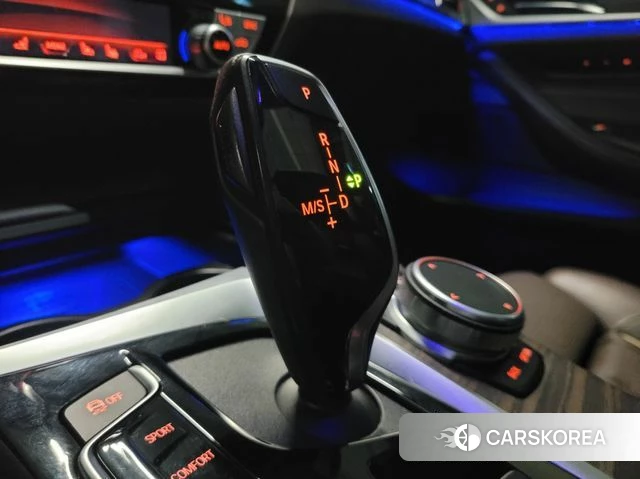 BMW 5 Series (G30) 2019 Серый из Кореи, фото 6