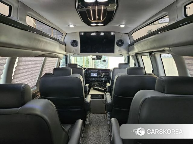 Chevrolet Express Van 2019 Серебряный из Кореи, фото 6