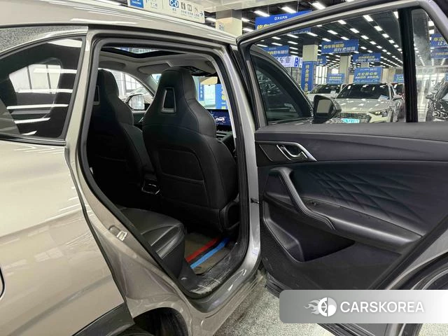 Roewe RX5 2023 Серебристо-серый из Китая, фото 6