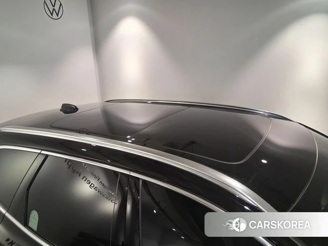 Volvo XC60 second Generation 2023 Черный из Кореи, фото 6