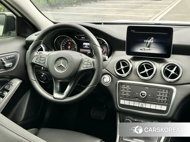 Mercedes-Benz GLA 2019 Белый из Китая, фото 6