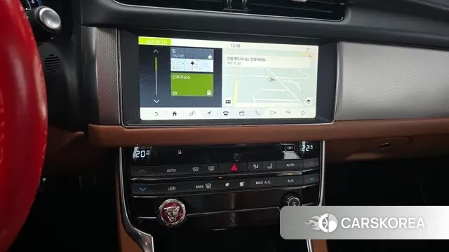 Jaguar XF (X260) 2019 Черный из Кореи, фото 6