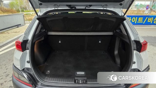 Hyundai The New Kona 2022 Серебристо-серый из Кореи, фото 6