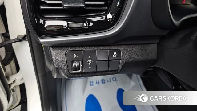 Kia Stonic 2019 Белый из Кореи, фото 6