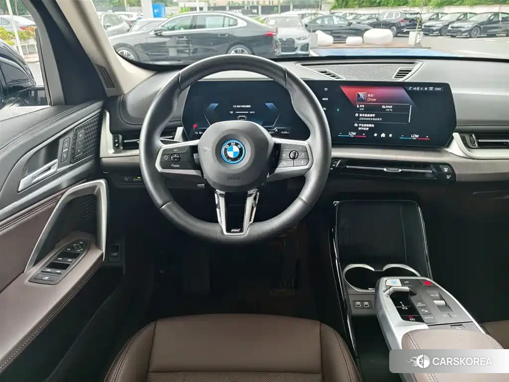 BMW iX1 2025 Черный из Китая, фото 6