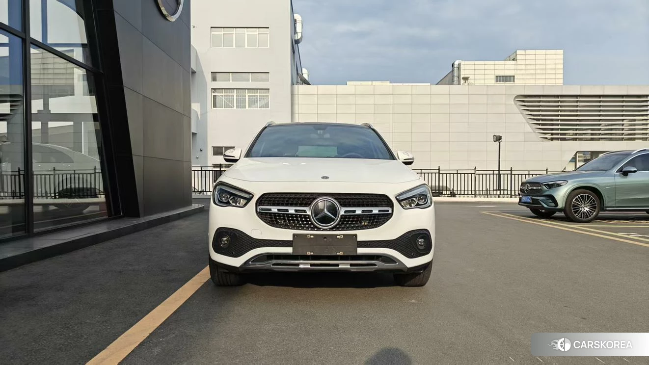 Mercedes-Benz GLA 2020 Белый из Китая, фото 6