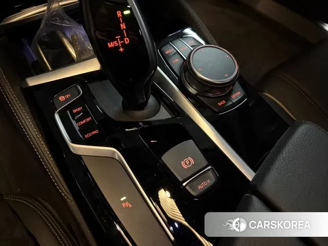 BMW 5 Series (G30) 2019 Белый из Кореи, фото 6