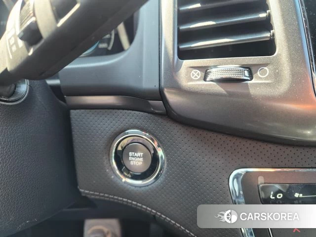Ssangyong The New Rexton Sport 2023 Темно-зеленый из Кореи, фото 6