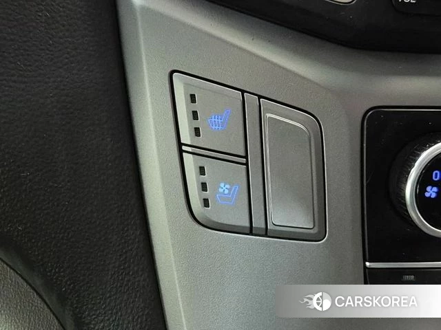 Hyundai The New Grand Starex 2018 Белый из Кореи, фото 6