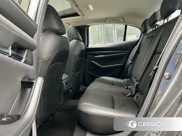 Mazda 3 Angkesaila 2022 Темно-серый из Китая, фото 6