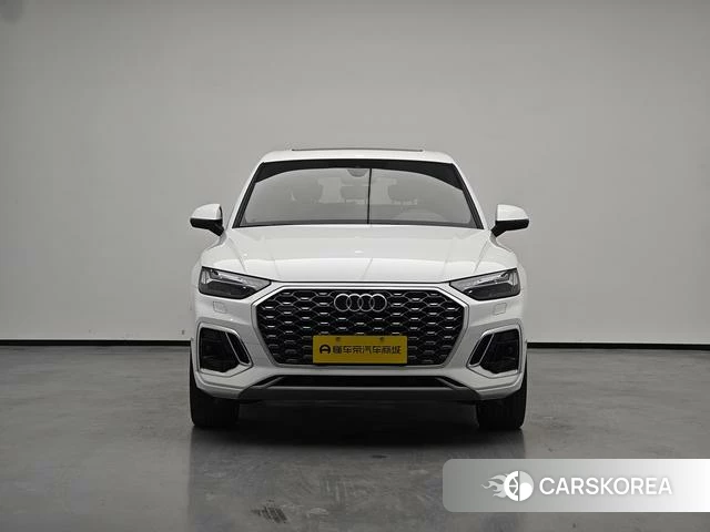 Audi Q5L Sportback 2022 Белый из Китая, фото 6