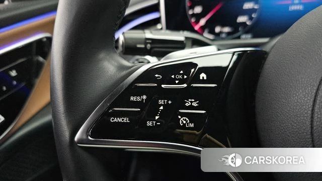 Mercedes-Benz E-Class W214 2024 Белый из Кореи, фото 6