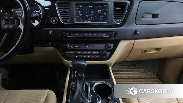 Kia The New Carnival 2018 Белый из Кореи, фото 6